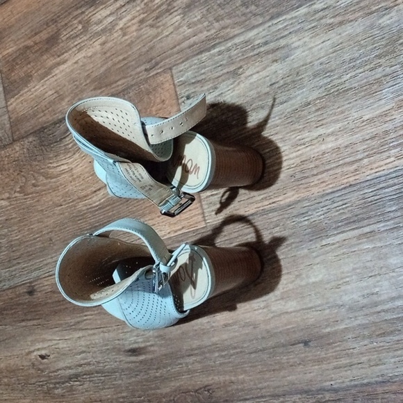 Sam Edelman Elegant Cream Open Back Sandals - Picture 3 of 5